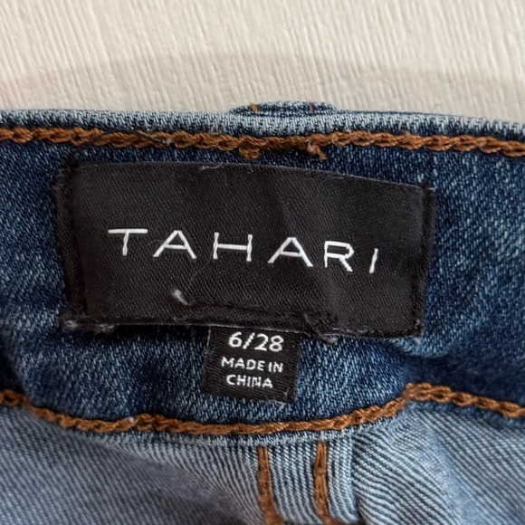 Tahari Kelly Dark Wash Rayon Denim Mid Rise Skinny Jeans 6/28 - Picture 4 of 6